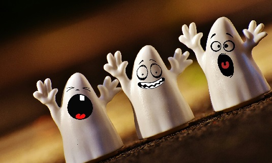 halloween-1746354_1920-(1).jpg